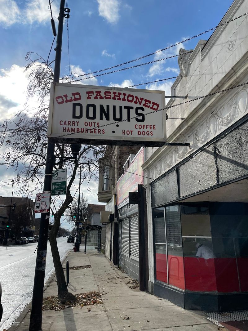 A Michigan Avenue Storefront Eight Miles South of the Loop