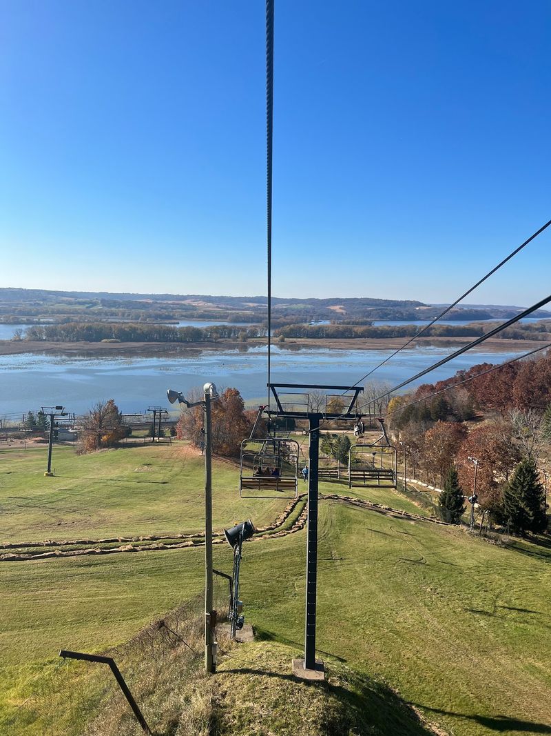 A Mississippi River Cruise From the Resort