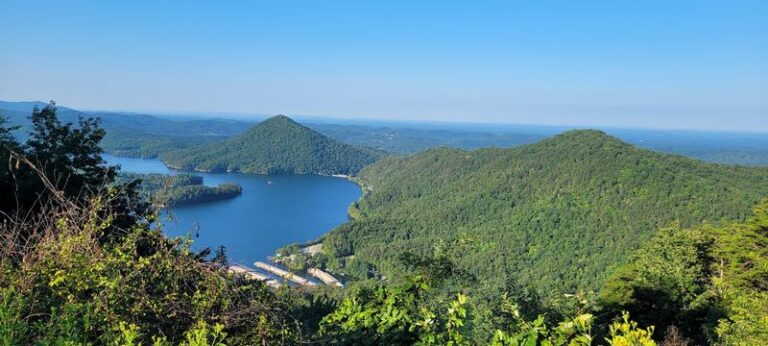 This Quiet Tennessee Byway Delivers Overlook After Mountain Overlook And Costs Nothing To Drive