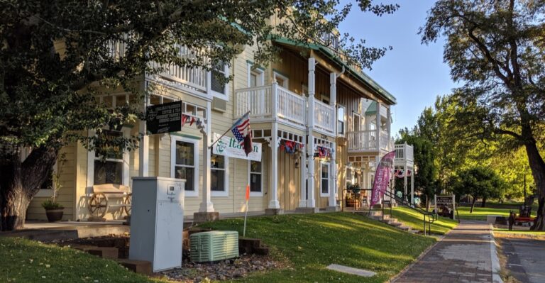 The Nevada Town Where 400 Vendors Take Over Main Street For One Fall Weekend Only