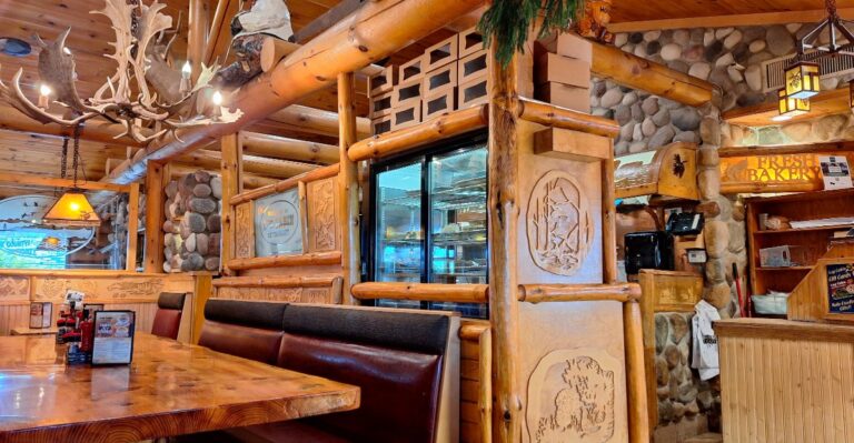 This Wisconsin Log Cabin Restaurant Turns Old-Fashioned Comfort Food Into A Destination Meal