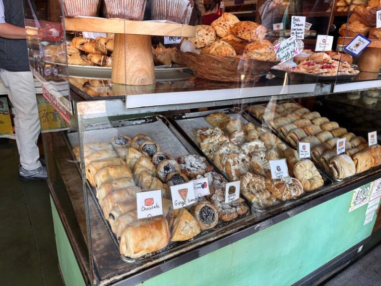 The Pastry Cases At These 7 Old-Fashioned Mississippi Bakeries Are Reason Enough To Stop