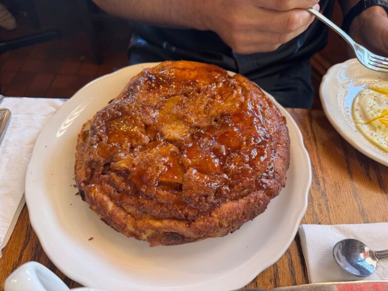 The Apple Pancake At This Wilmette, Illinois Pancake House Comes Out Puffed And Caramelized