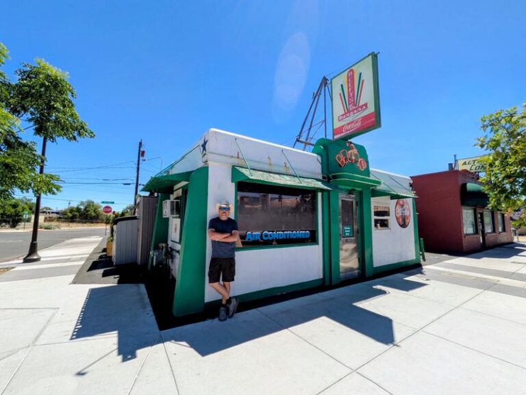 We Tried 8 Roadside Burger Stands Across Nevada And Here’s Who Made The Cut