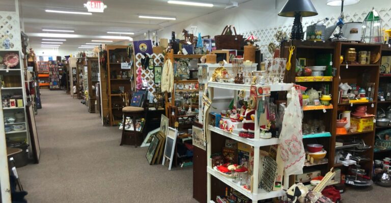 This Wisconsin Antique Shop Makes It Nearly Impossible To Leave With Just One Thing
