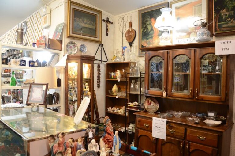 Antique Shops Outnumber Stoplights In These Seven Tiny Mississippi Towns Made For A Slow Saturday