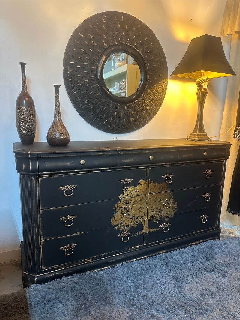 Thriftique Marketplace