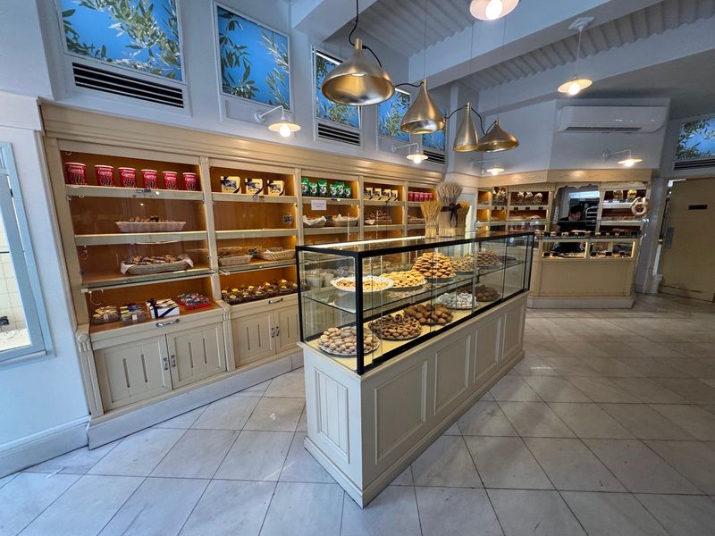 Artion Bakery