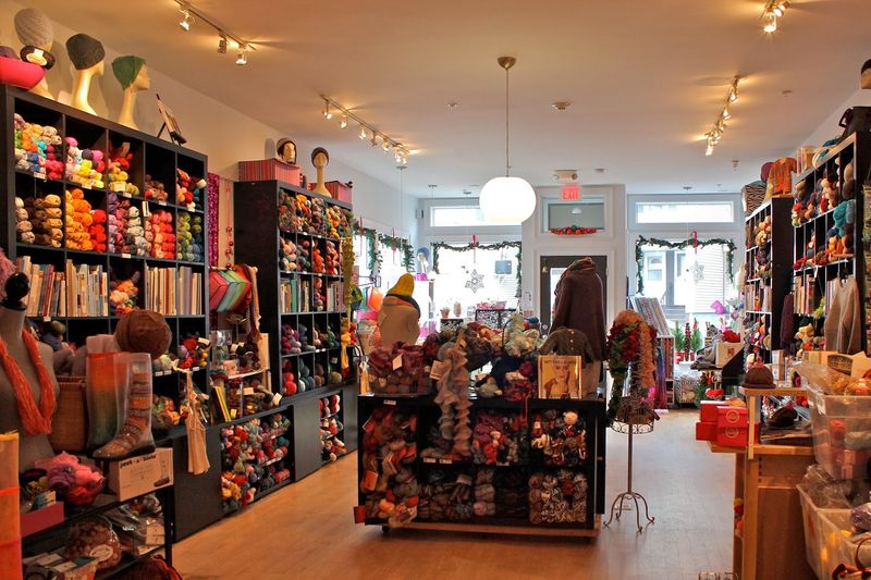 Yarn Walls Packed With Famous Names