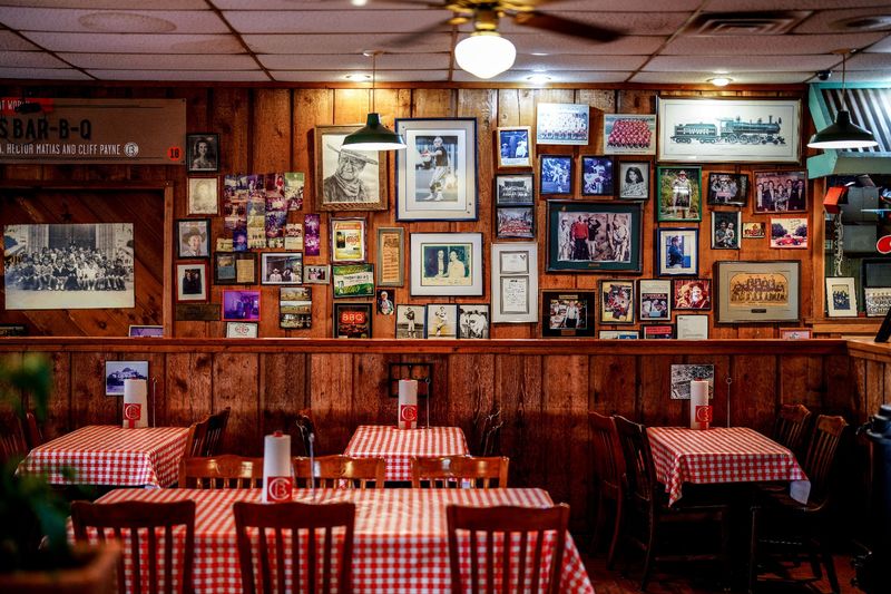 Walk Through The Wall Of Fame