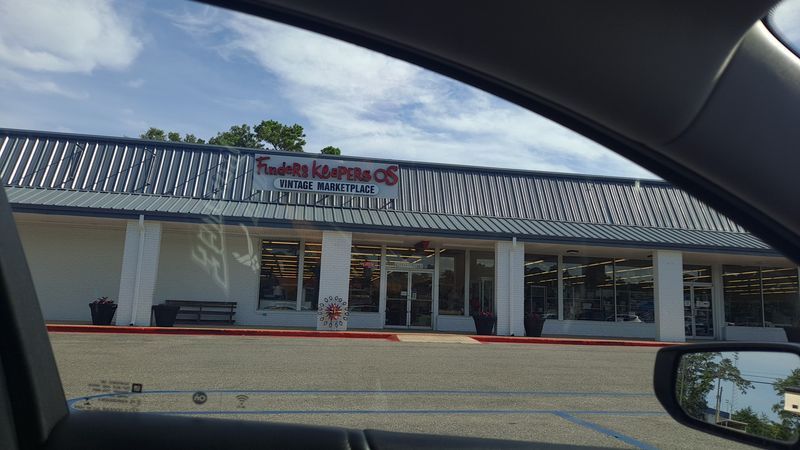Finding The Spot On Bienville Boulevard