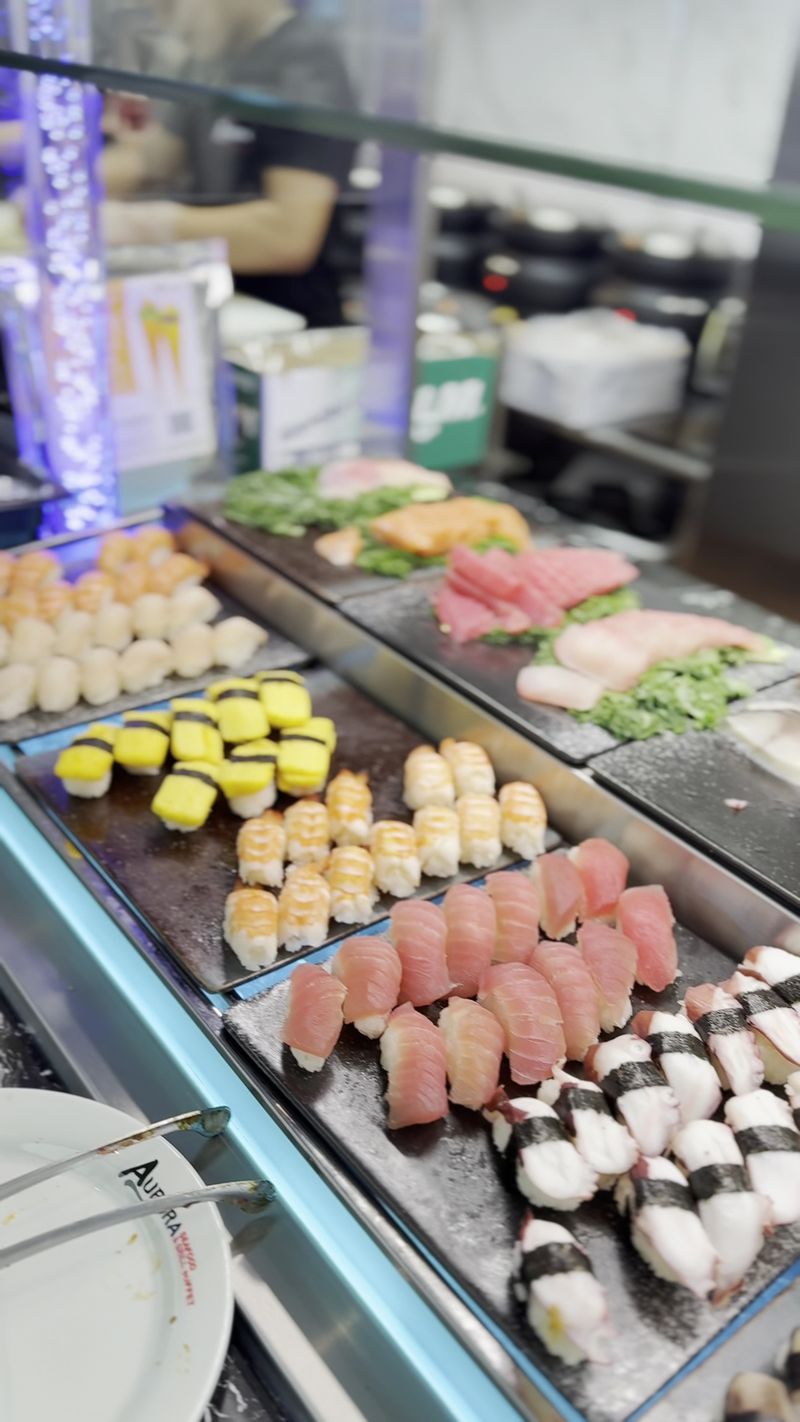 Sushi And Sashimi For The Raw Fish Crowd