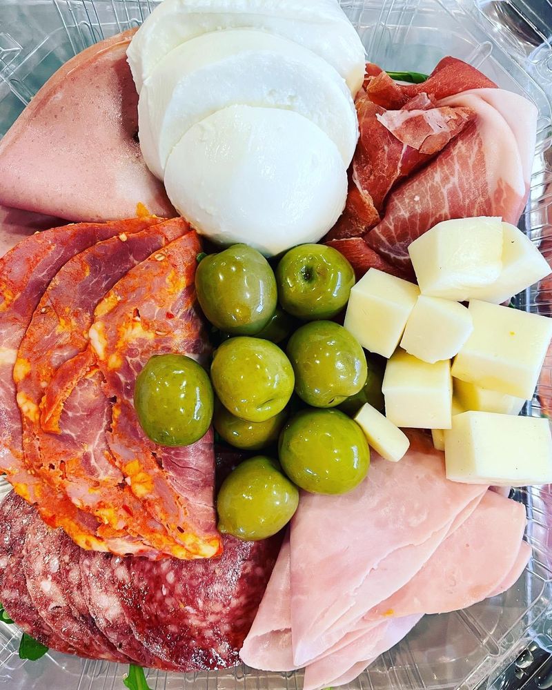 Cured Meats And Cheeses Worth Taking Home