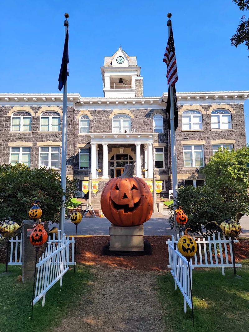 The Great Pumpkin Lighting Night