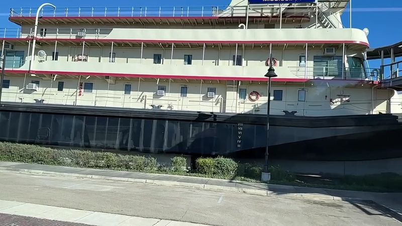 The M/V Mississippi IV and Its Working Years