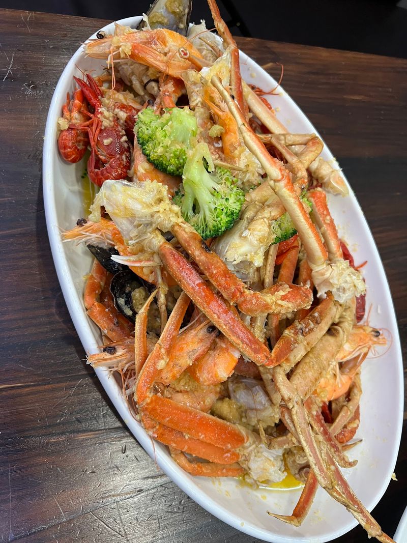 Crab Legs Worth Cracking