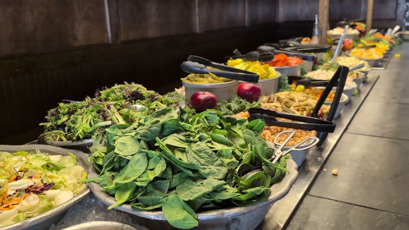 Unlimited Sides Come Standard With Dinner