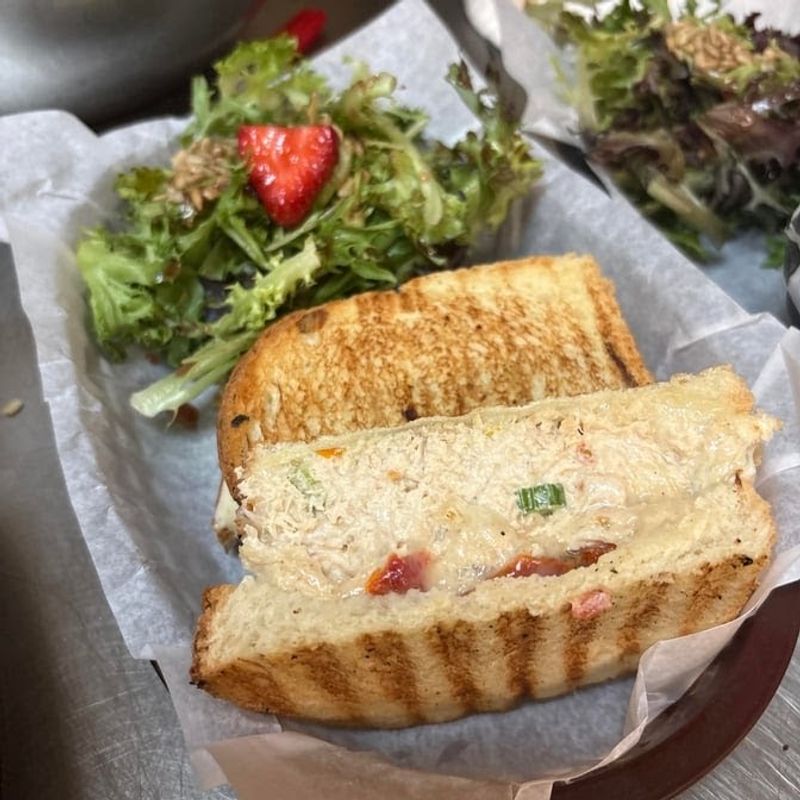 Gluten-Free Bread That Actually Shines