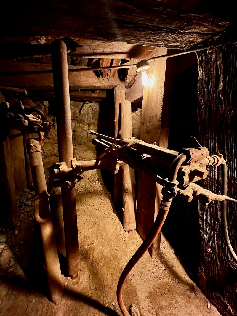 Tommyknockers, Candles, And Miner Life