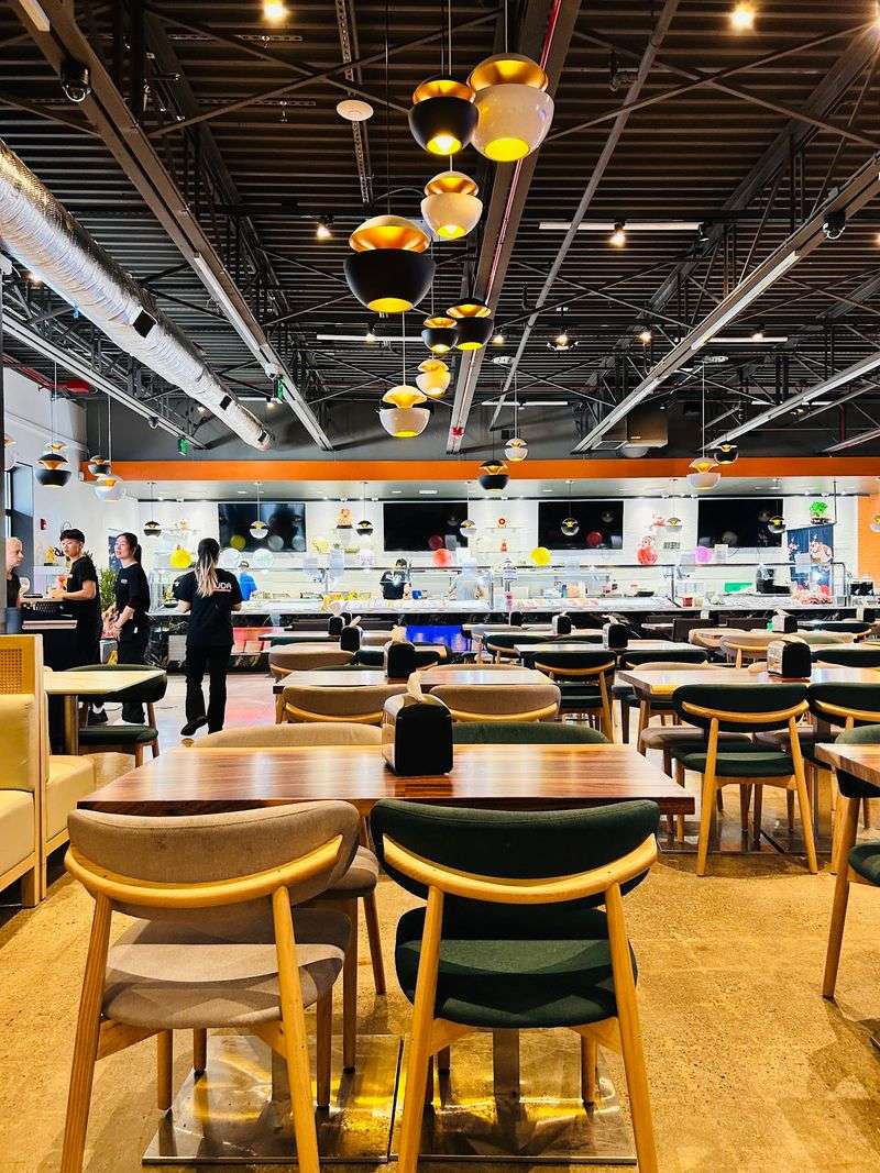 Peking Duck Made To Order Steals A Little Spotlight
