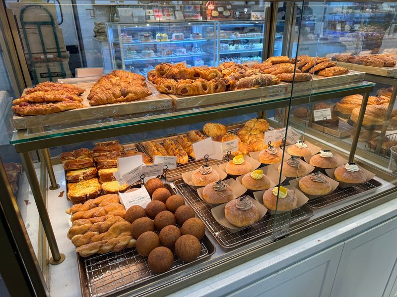 Tous Les Jours Bakery Treats