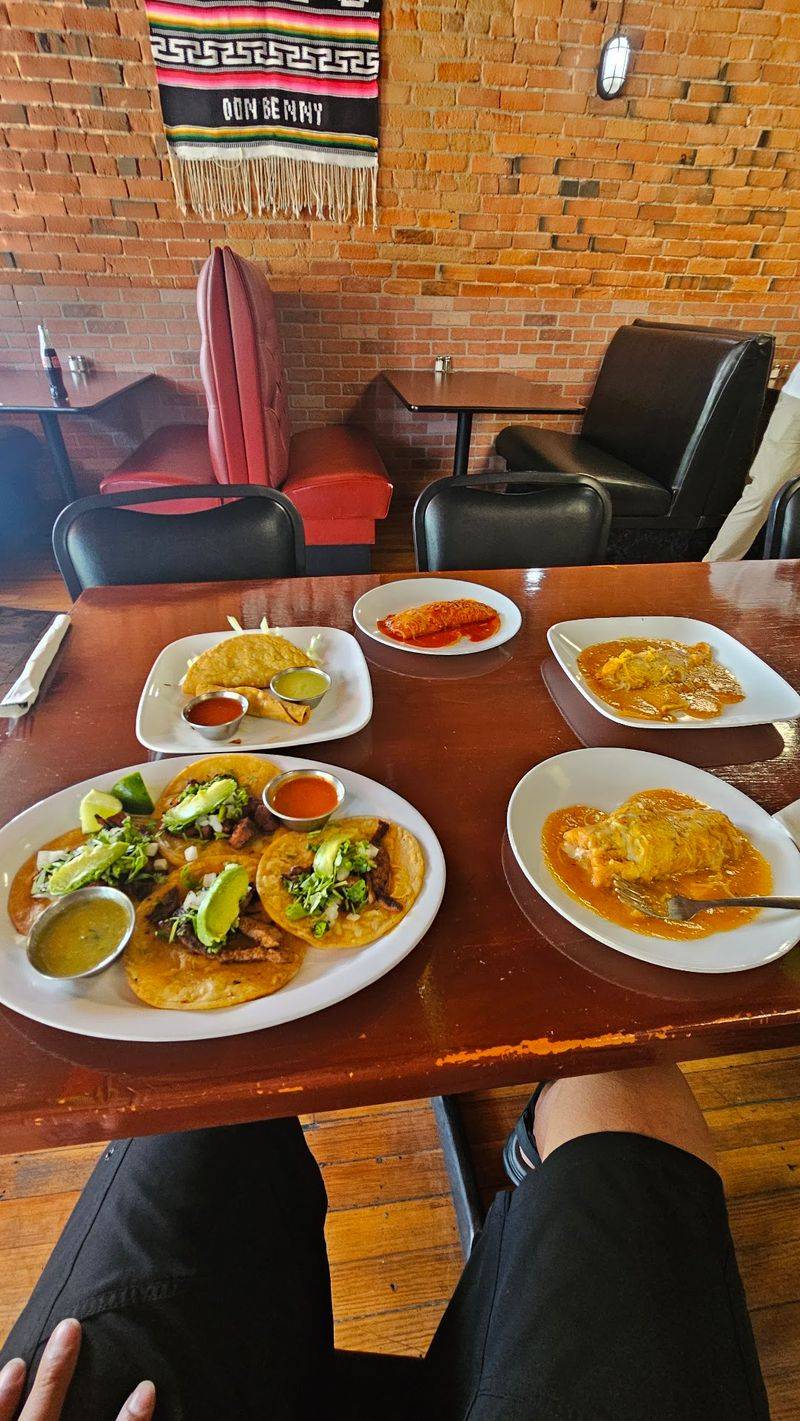 Smoky Green Chile Deserves Its Own Spot On Your Order