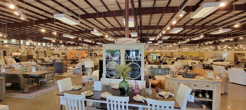A Family-Owned Store That Thinks Big
