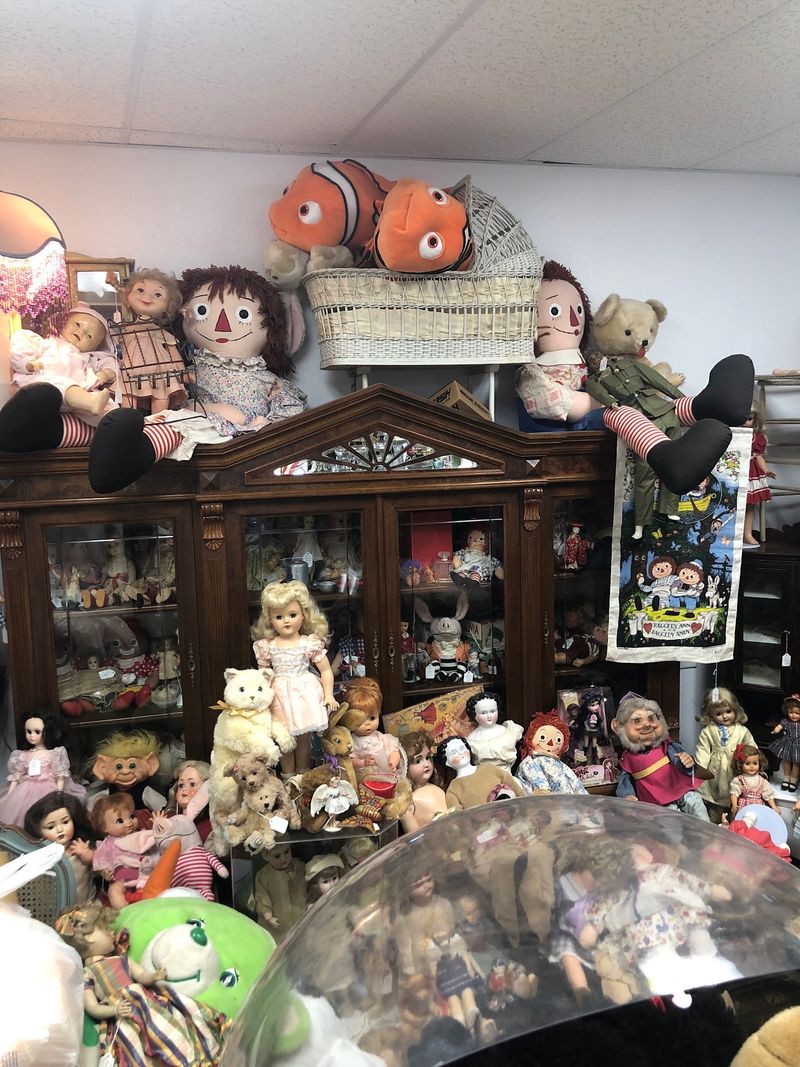 Parkway Antiques, Boulder City, NV