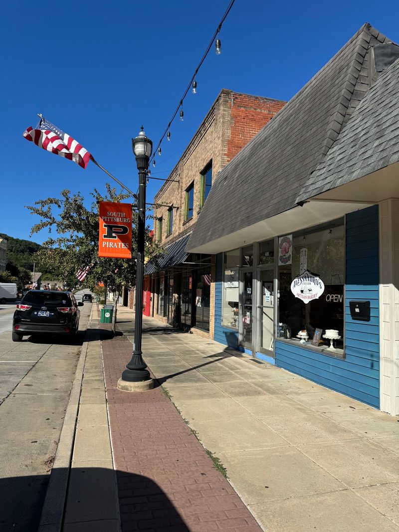Planning Your Stop In Cast Iron Country