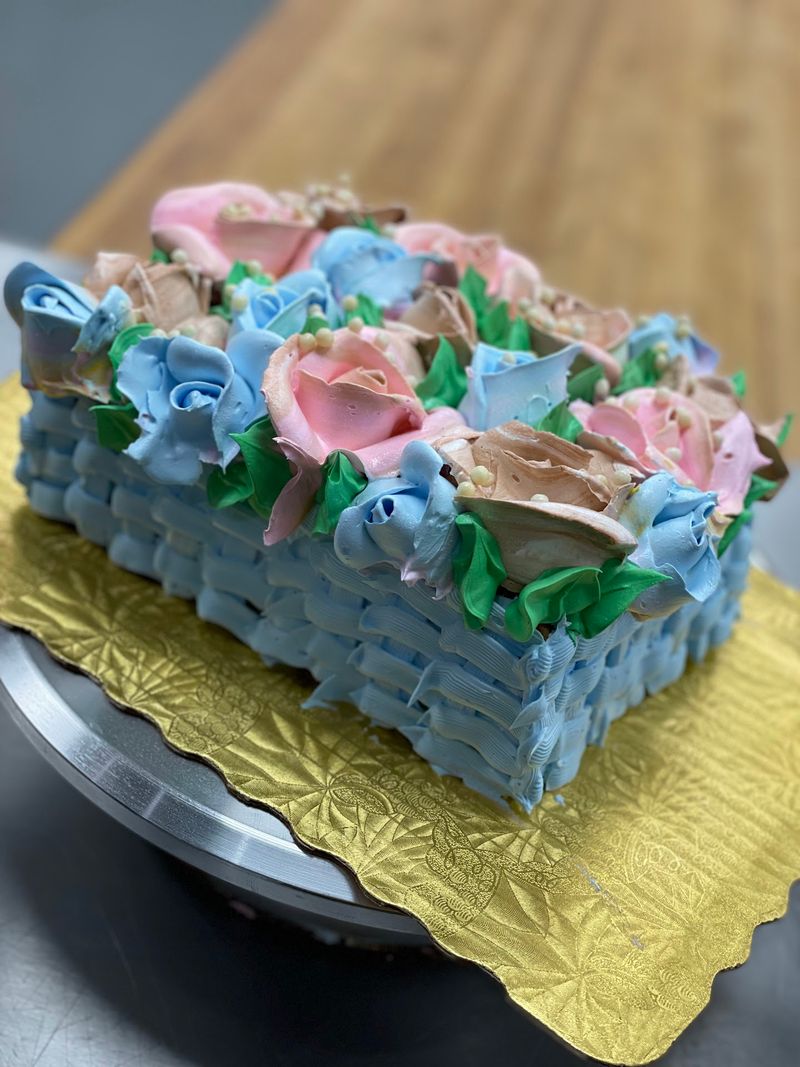 Cakes And Desserts That Steal The Show