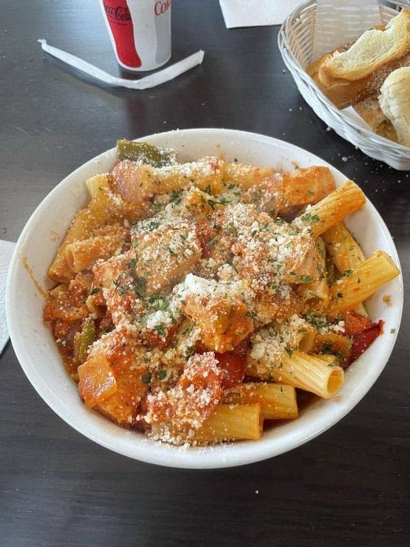 Rosario's Pizzeria East Utica - Utica
