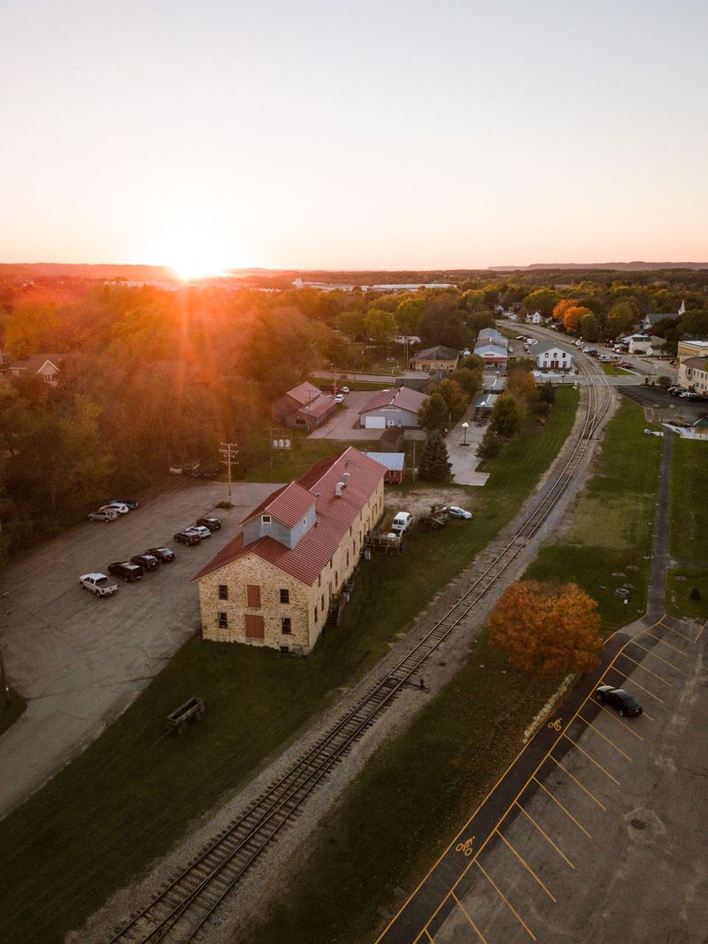 Plan Your Trip Around Driftless Hills And Smart Timing