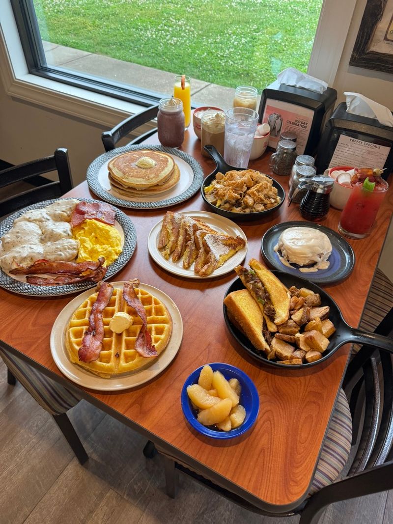 Windy Hollow Restaurant and Museum