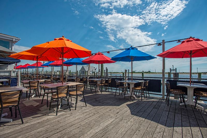 Bahrs Landing Famous Seafood Restaurant & Marina