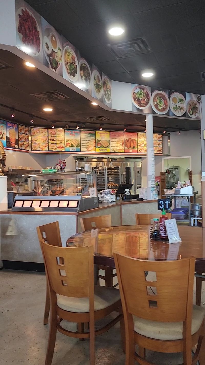 Rolls, Buns, And Vermicelli Bowls