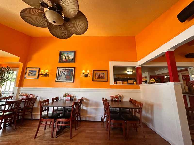 Cafe Reyes