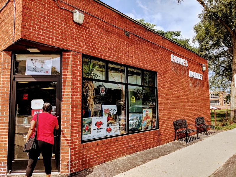 Ernie's Market
