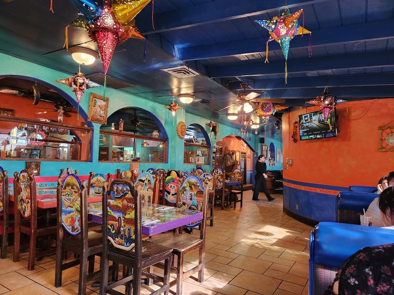 Live Music And Birthday Fun That Fill The Room