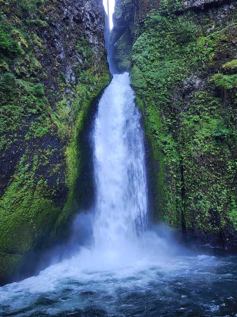 Wahclella Falls, Columbia River Gorge