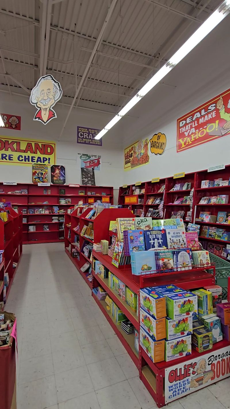 Ollie's Bargain Outlet, Hattiesburg, MS