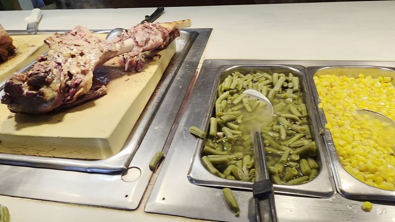Since 1969, This Route 1 Spot Has Kept The Carving Knives Busy