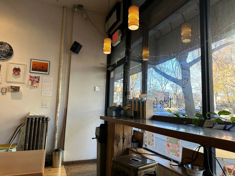 Liebre Cafe