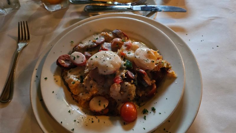 Shrimp and Grits, Crab Cakes and Southern Classics