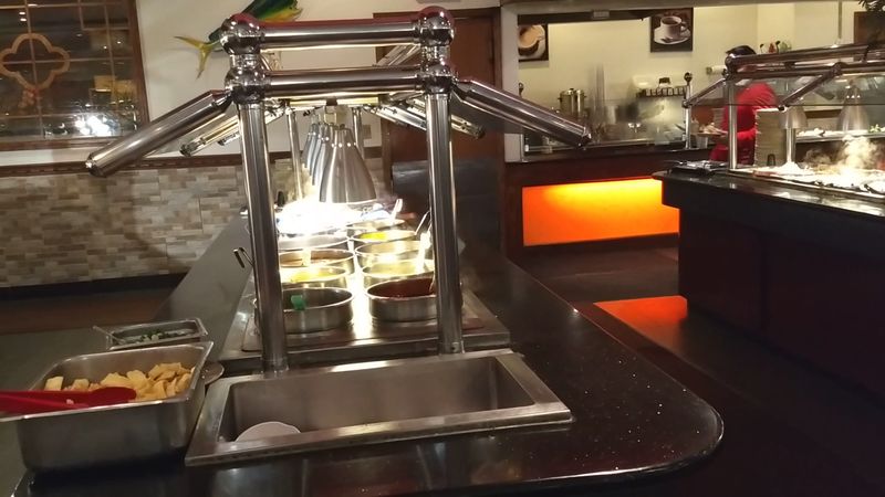 Hibachi And Hot Pot Turn Dinner Into A Show