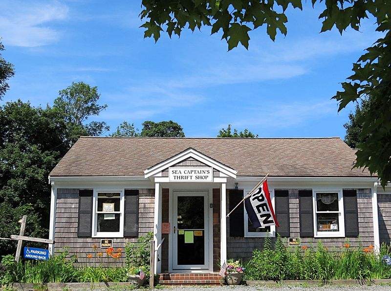 Sea Captains' Thrift Shop, Brewster, MA