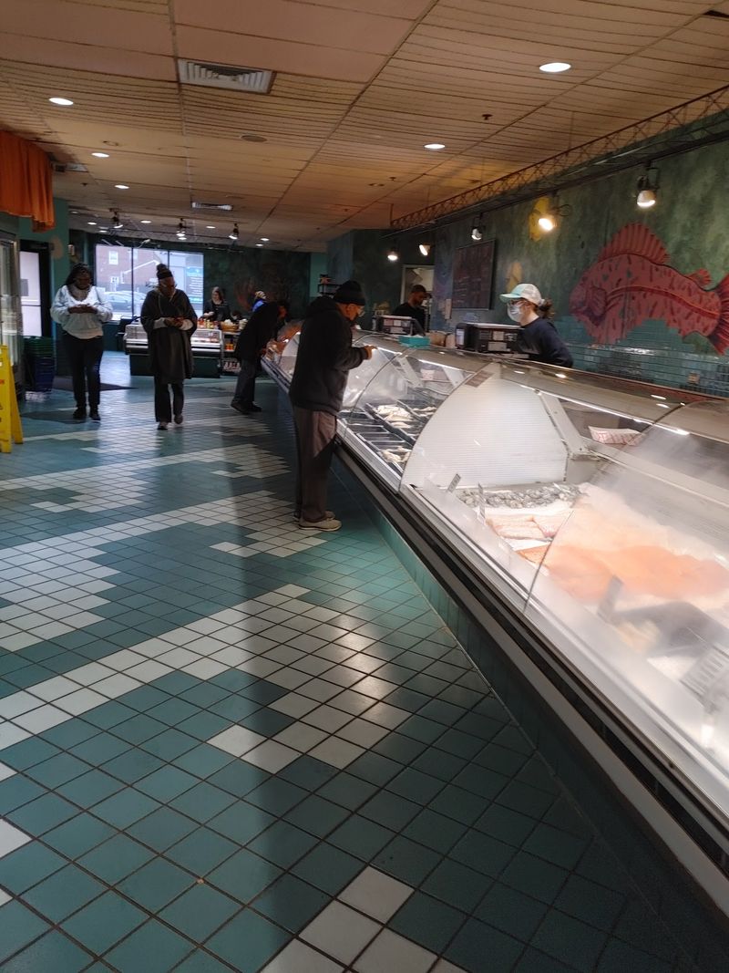 DiCola's Seafood