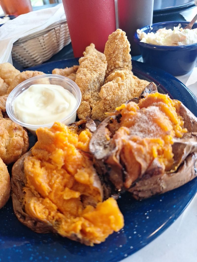 Beyond Seafood: Chicken, Yams, and Banana Pudding