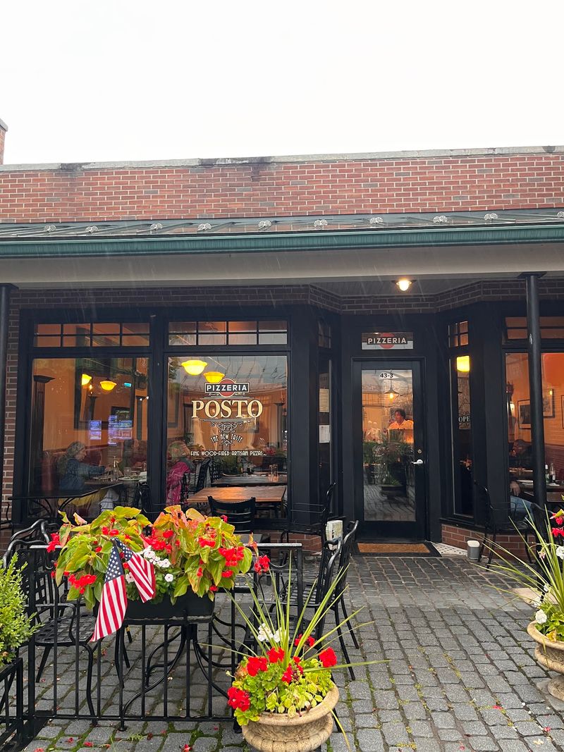 Pizzeria Posto Rhinebeck, Rhinebeck, NY