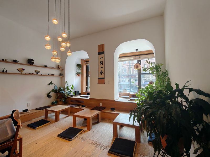 Floating Mountain Tea House - Upper West Side