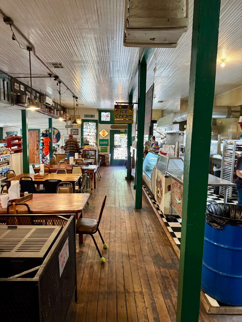 Oark General Store